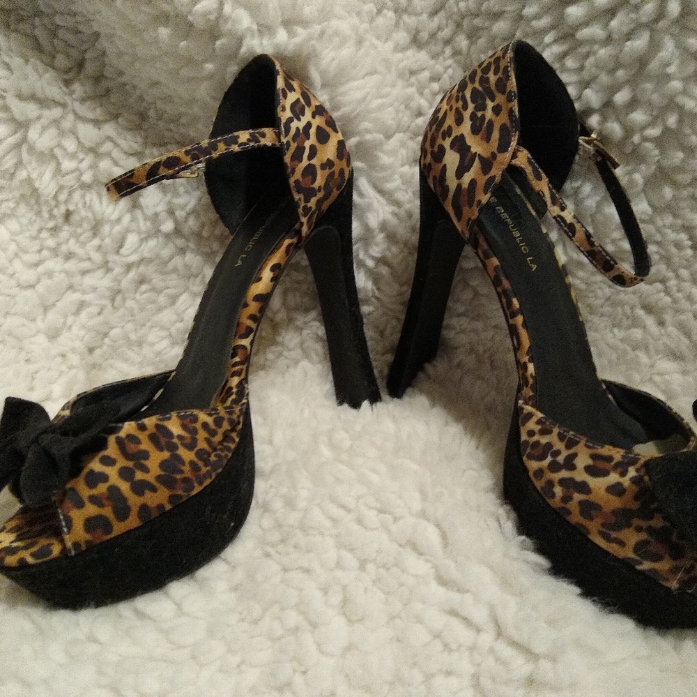 Shoe Republica Leopard Print Pumps View 2